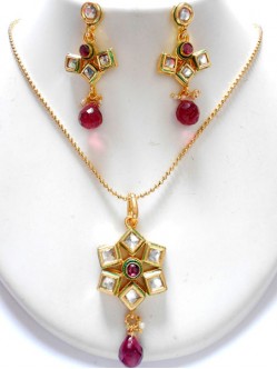 Kundan Pendant Sets